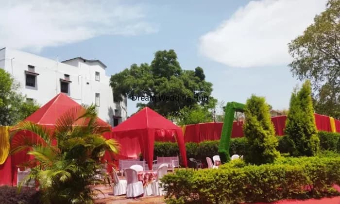 Rings and Roses Banquet Hall