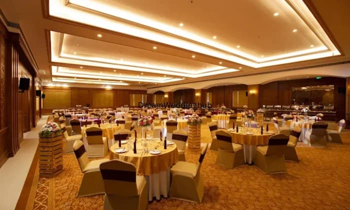 Monsoon Empress Hotel