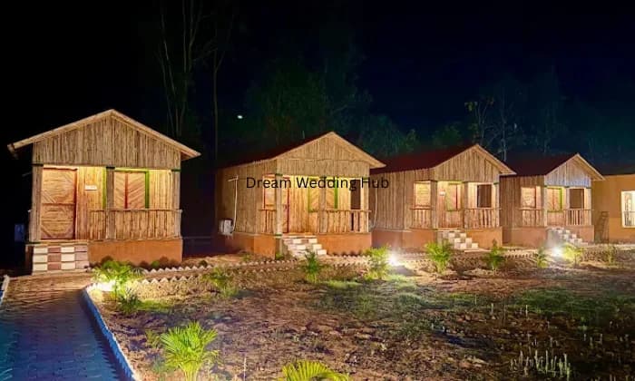 La Macaw Aranyak Eco Resort