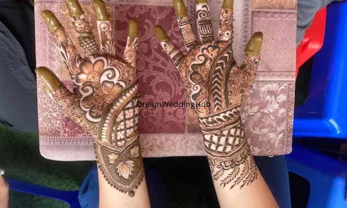 Krishu Mehandi Artist 