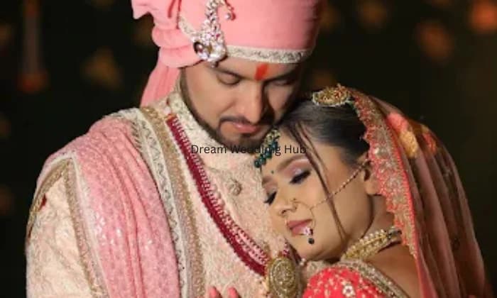 Clickss By WOW  Wedding Photographers