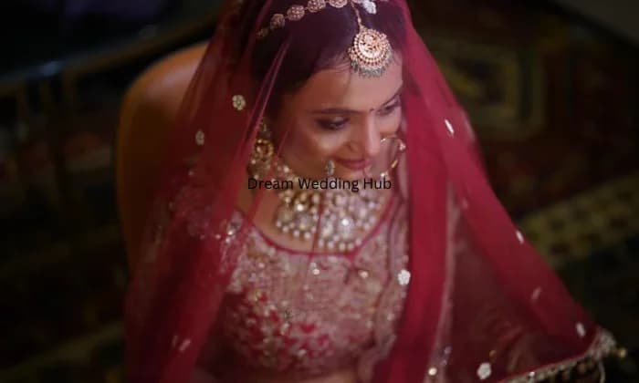 Tiyas Makeover  Best Makeup Artist