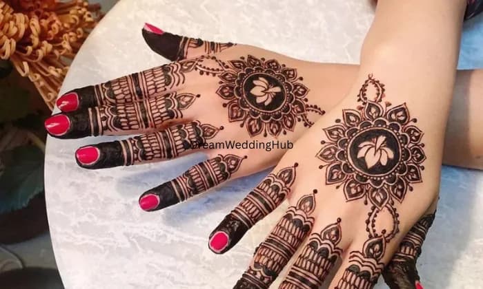 Neeraj Mehandi Artist