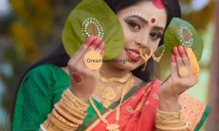 Creative Contour Priyanka