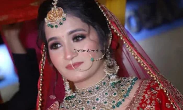 Pooja Rawat Makeup Artist