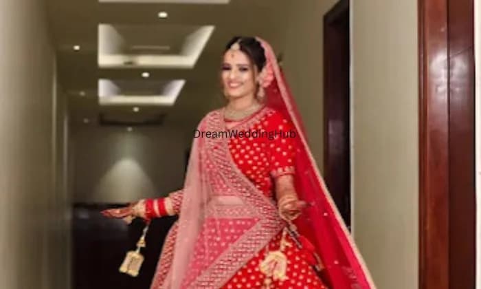 Heena beauty parlour