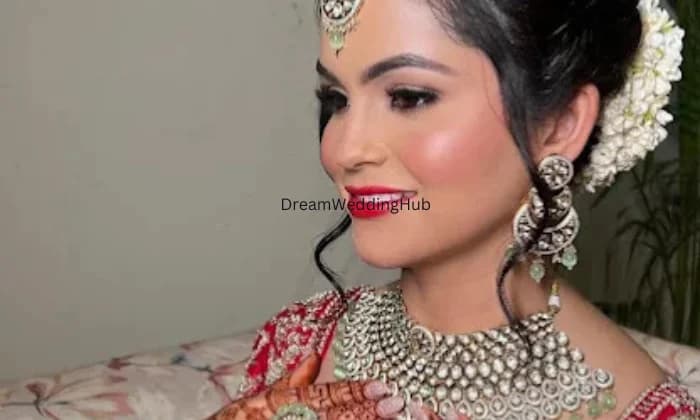 Make up by Alisha Anand