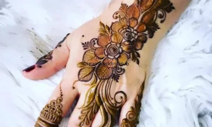 Suraj Mehandi Art  Varanasi