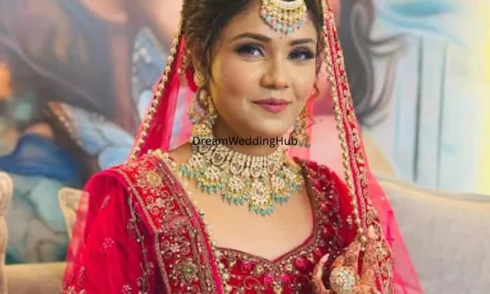 Tress Lounge Luxe Karnal