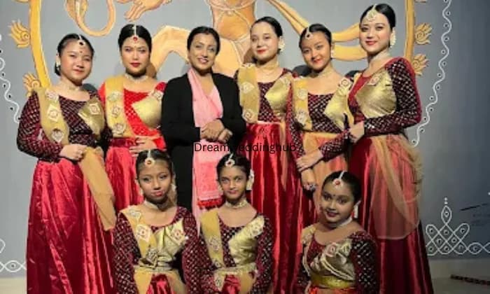Priyams Divine Dancers