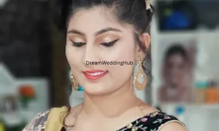 Curly Top The Hair Beauty salon