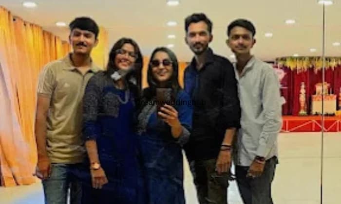 Golden Group Garba Classes