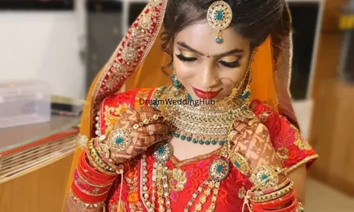 Tocado A Family Salon