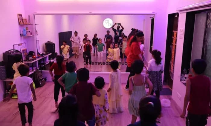 RIDHI SINDHI DANCE STUDIO