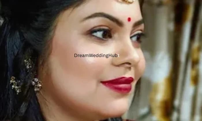 Shree Makeover Saloon