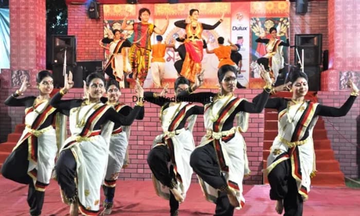 Sukalyann D Entourage