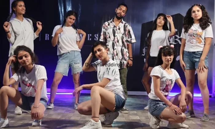 R N BLUES DANCE STUDIO