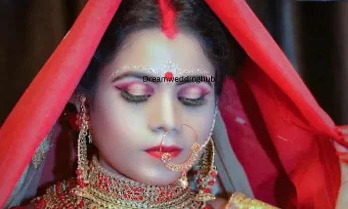 THE HAIR LAYER FAMILY BEAUTY SALON