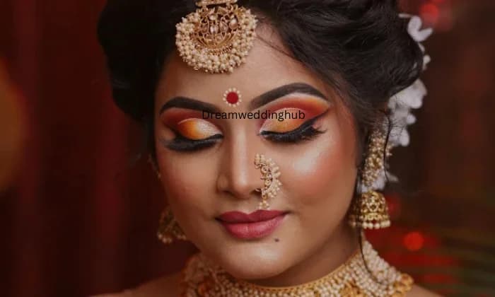 Smita Das  Makeup Artist