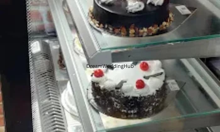 URVASHI CAKE HOUSE