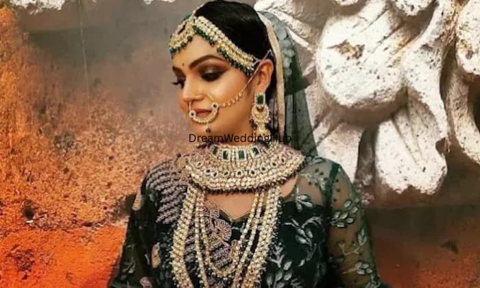 Anuradha Dubey Bridal Studio