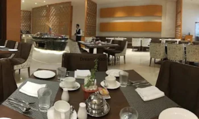 Sarovar Portico  Lancer Bar