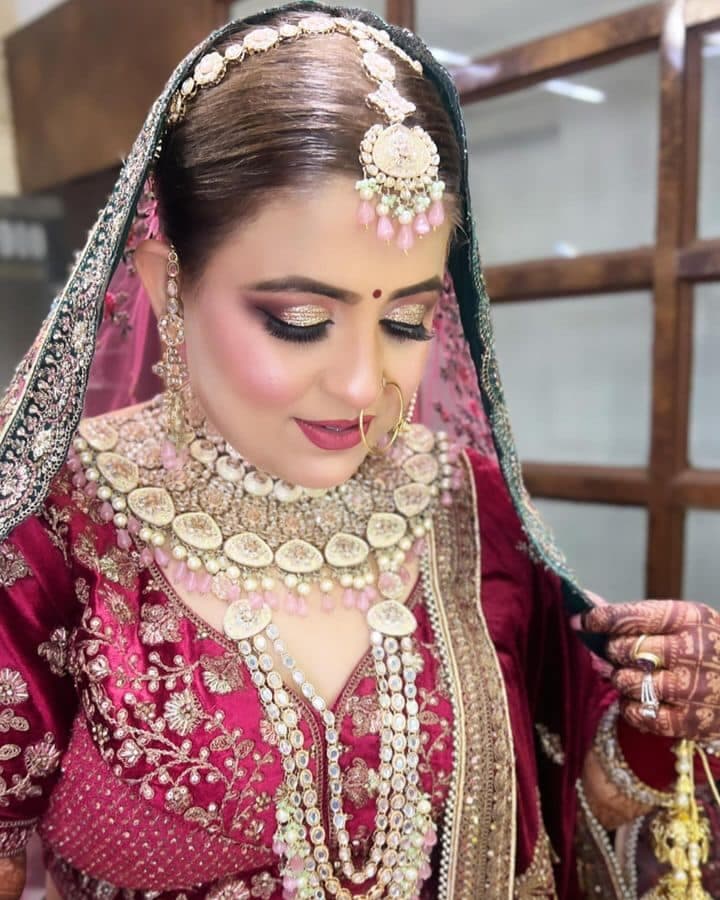 Vaishali Raj Makeovers Vaishali Raj Makeovers