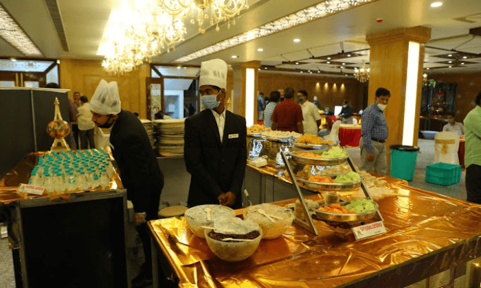 UNIVERSAL CATERING UNIVERSAL CATERING