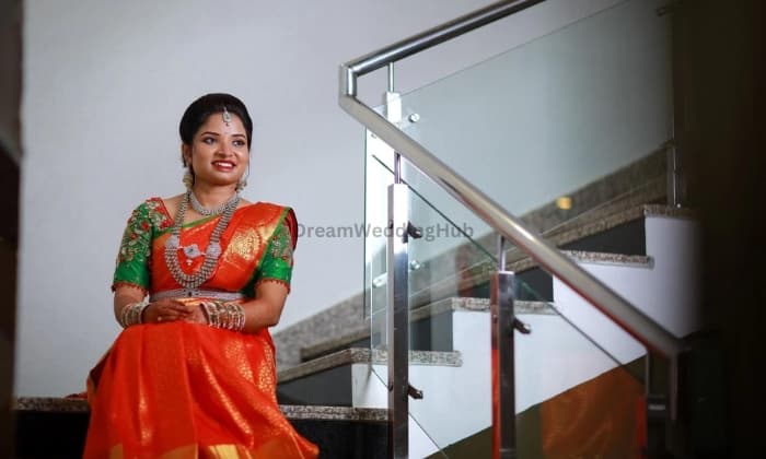 PINKSVOGUE Hair & Makeup Artist PINKSVOGUE Hair & Makeup Artist