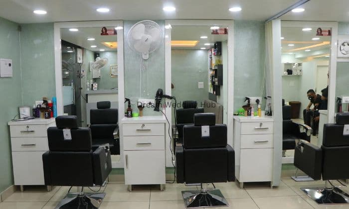 Plooksc a professional unisex salon Plooksc a professional unisex salon