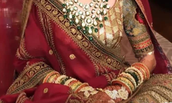 Label Mannat Sandhu Label Mannat Sandhu