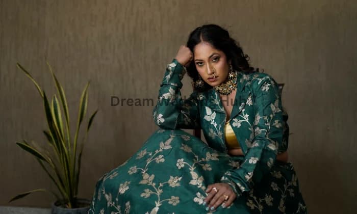 GlowUp with Anamik GlowUp with Anamik