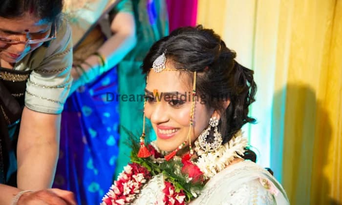 Priyanka Jayvwant Bridal Makeup Artist Thane Priyanka Jayvwant Bridal Makeup Artist Thane