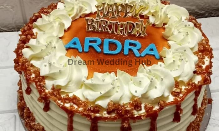 Costomised birthday cake Costomised birthday cake