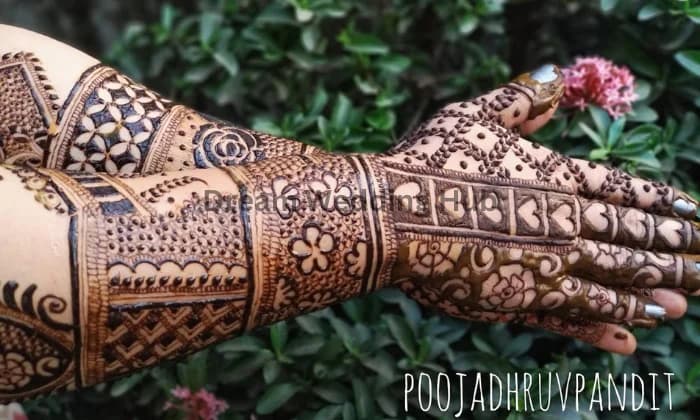 Pooja mehndi Pooja mehndi