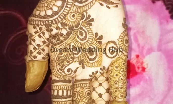 GLOSSY VIBRANT GLOSSY VIBRANT