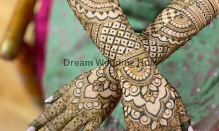 Fizza Mehandi Artist Fizza Mehandi Artist