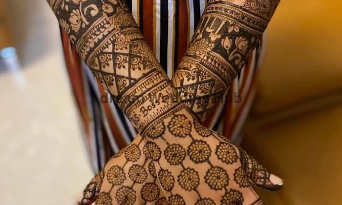 ART OF HENNA by Deepika Kumari ART OF HENNA by Deepika Kumari