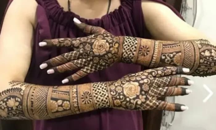 The Artistry In Love With Mehndi The Artistry In Love With Mehndi
