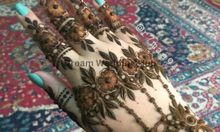 Anand professional mehndi art Anand professional mehndi art