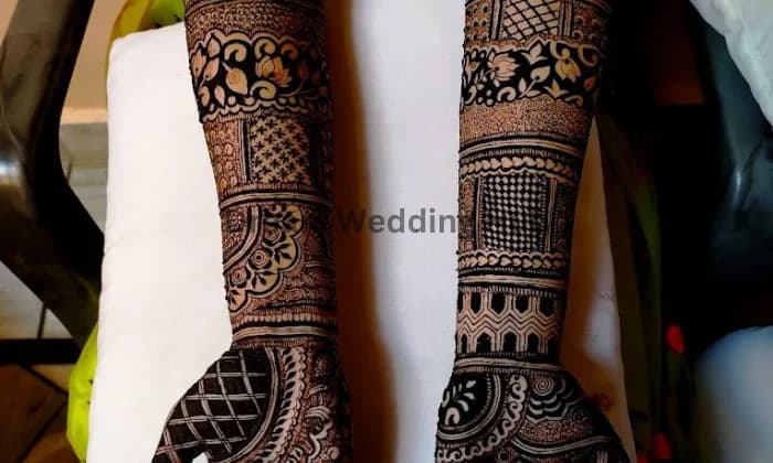 BAREILLY PROFESSIONAL MEHENDI ARTIST BAREILLY PROFESSIONAL MEHENDI ARTIST