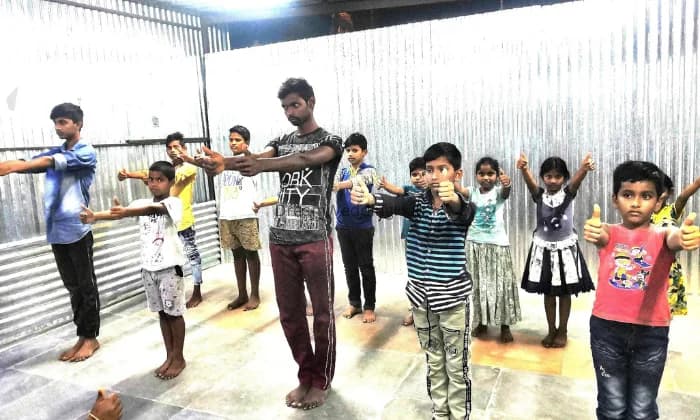 BLACK DEVILS DANCE STUDIO BLACK DEVILS DANCE STUDIO