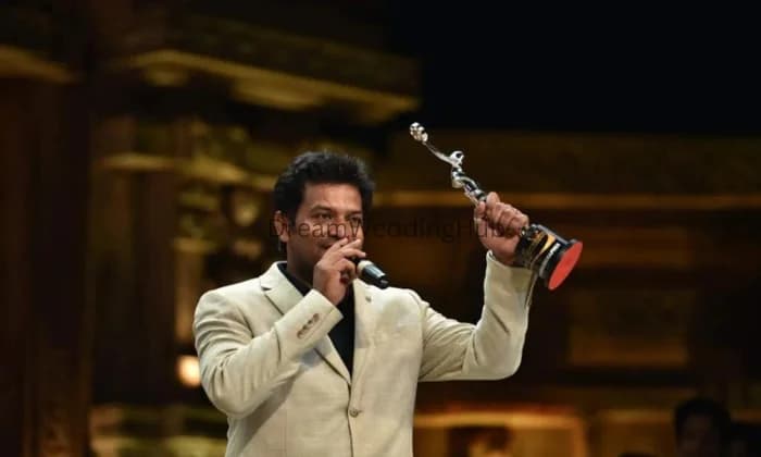 AMIT DANCE STUDIO AMIT DANCE STUDIO