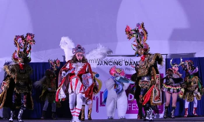 Bounce Naveens International Dance Company Bounce Naveens International Dance Company