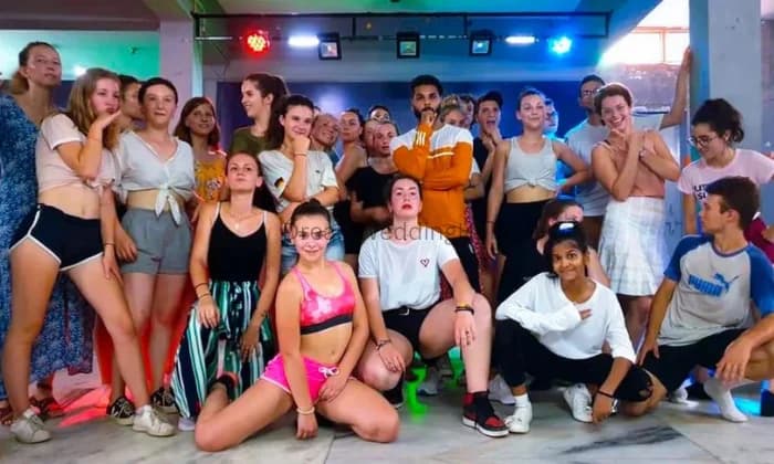 AK Dance Academy AK Dance Academy