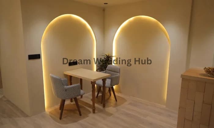 Helloo March Makeup Studio Helloo March Makeup Studio