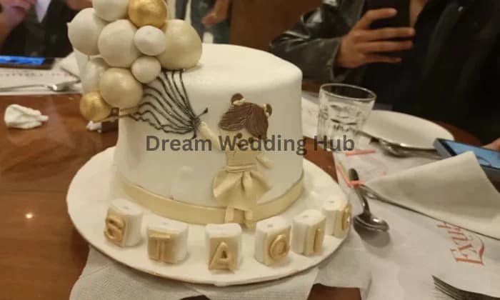 Cakelicious The Cake Studio Cakelicious The Cake Studio