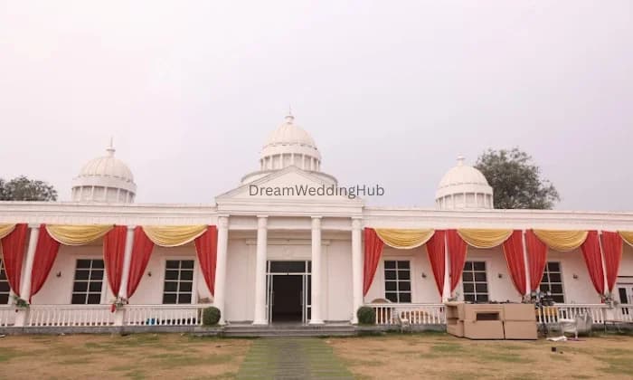 Green Courtyard Green Courtyard