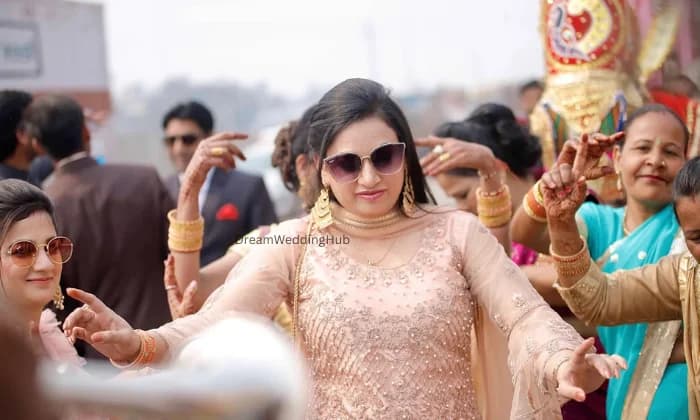 Saravana Videos Saravana Videos