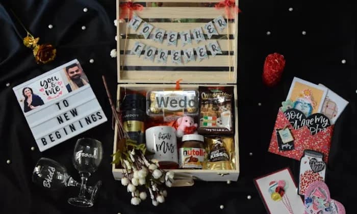 Giftoholics Giftoholics